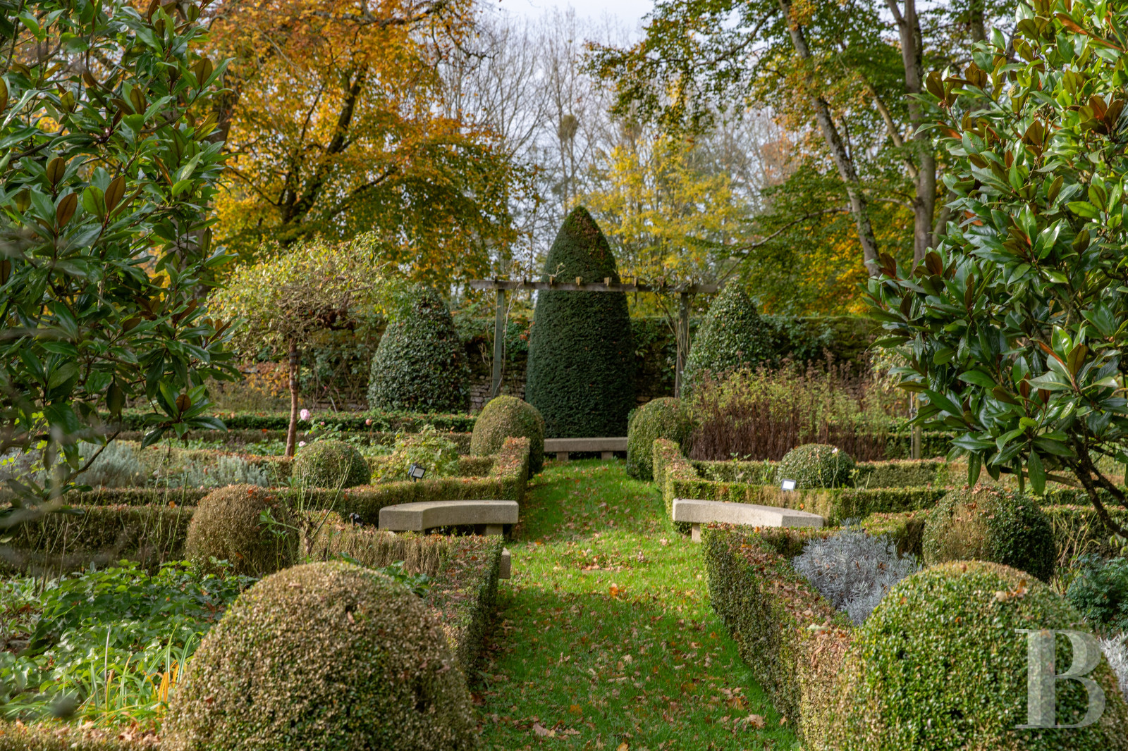 A medieval chateau and its romantic gardens in the heart of the Rance Regional Park, in the Côtes-d’Armor - photo  n°25